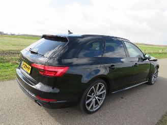 Voiture accidenté Audi A4 Avant 2.0 TFSI  252 pk Aut Quattro Sport Pro Line S 4x4  [ nieuwstaat 2016/11