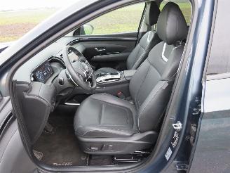 Hyundai Tucson Elektrisch/ Benzine Tucson Full Hybride plug in 1.6 T-GDI PHEV 180PK Comfort 4x4 18.000KM NAP picture 10