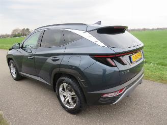 Schadeauto Hyundai Tucson 1.6  Elektrisch/ Benzine Automaat  Full Hybride plug in 1.6 T-GDI PHEV 180PK Comfort 4x4 18.000KM NAP 2022/11