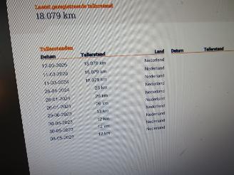 Hyundai Tucson 1.6 4x4  Elektrisch/ Benzine Automaat  Full Hybride plug in 1.6 T-GDI PHEV 180PK Comfort 4x4 18.000KM NAP picture 4