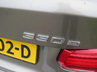 BMW 3-serie 330e Automaat Executive Hybride Elektriciteit Benzine M Pakett 2016 picture 21