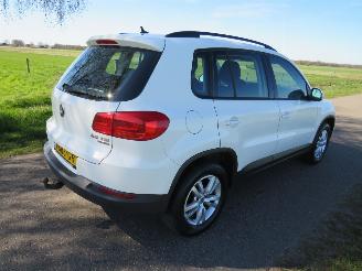 Schadeauto Volkswagen Tiguan 2.0 TSI 180pk Automaat !!! Sport&Style 4Motion 4x4 2013/11