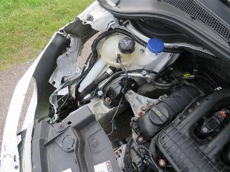 Citroën C3 1.2 Pure Tech 83pk 5drs Airco 2019  Navigatie picture 27