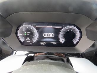 Audi A3 4.0 TFSI Aut SPORTBACK PHEV 150 Electrich Benzine S line Edition picture 13