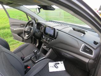 Suzuki SX4 1.5 Hybride Benzine Elektrisch Style 7.000km Automaat  Camera Navigatie Leer picture 6