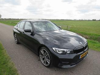 uszkodzony samochody osobowe BMW 3-serie 320D Aut  190 PK M Edition High Executive Edition  2020 Sedan camera navigatie clima 2020/8