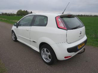 Fiat Punto Evo 1.3 M JTD Dynamic  2010 Airco  parkeerschade picture 7