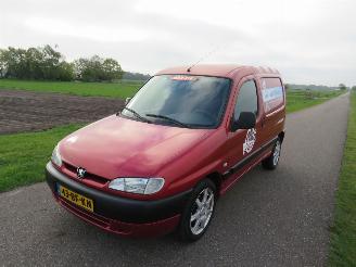 Peugeot Partner 2.0 HDI  90pk 112.000km NAP !!!!!!!! TOPAUTO 112.000 km picture 1