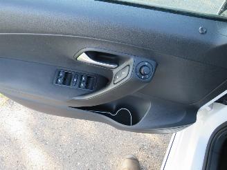 Volkswagen Polo 1.2 TDi  5DRS 2013-08 Navigatie Airco   [top top staat picture 15