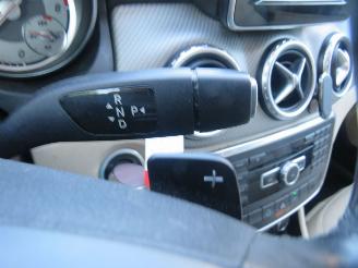 Mercedes GLA 200 GLA Automat 156pk  Leer Navigatie Clima   180.000km nap  2014 picture 10