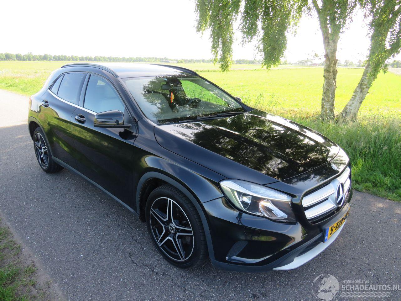 Mercedes GLA 200 GLA Automat 156pk  Leer Navigatie Clima   180.000km nap  2014