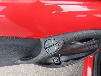 Ford Ka 1.3  72.000km Nap  Cool & Sound  Airco  [ Geen Roest [ nieuwstaat parkeerschade picture 8
