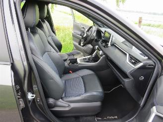 Toyota Rav-4 Toyota RAV4 2.5 178pk  Automaat Hybrid Bi-Tone Electich /Benzine  2020 vol optie picture 6