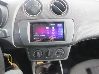 Seat Ibiza ST 1.4 COPA  10-2011 Airco Navigatie  spatscherm schade picture 4