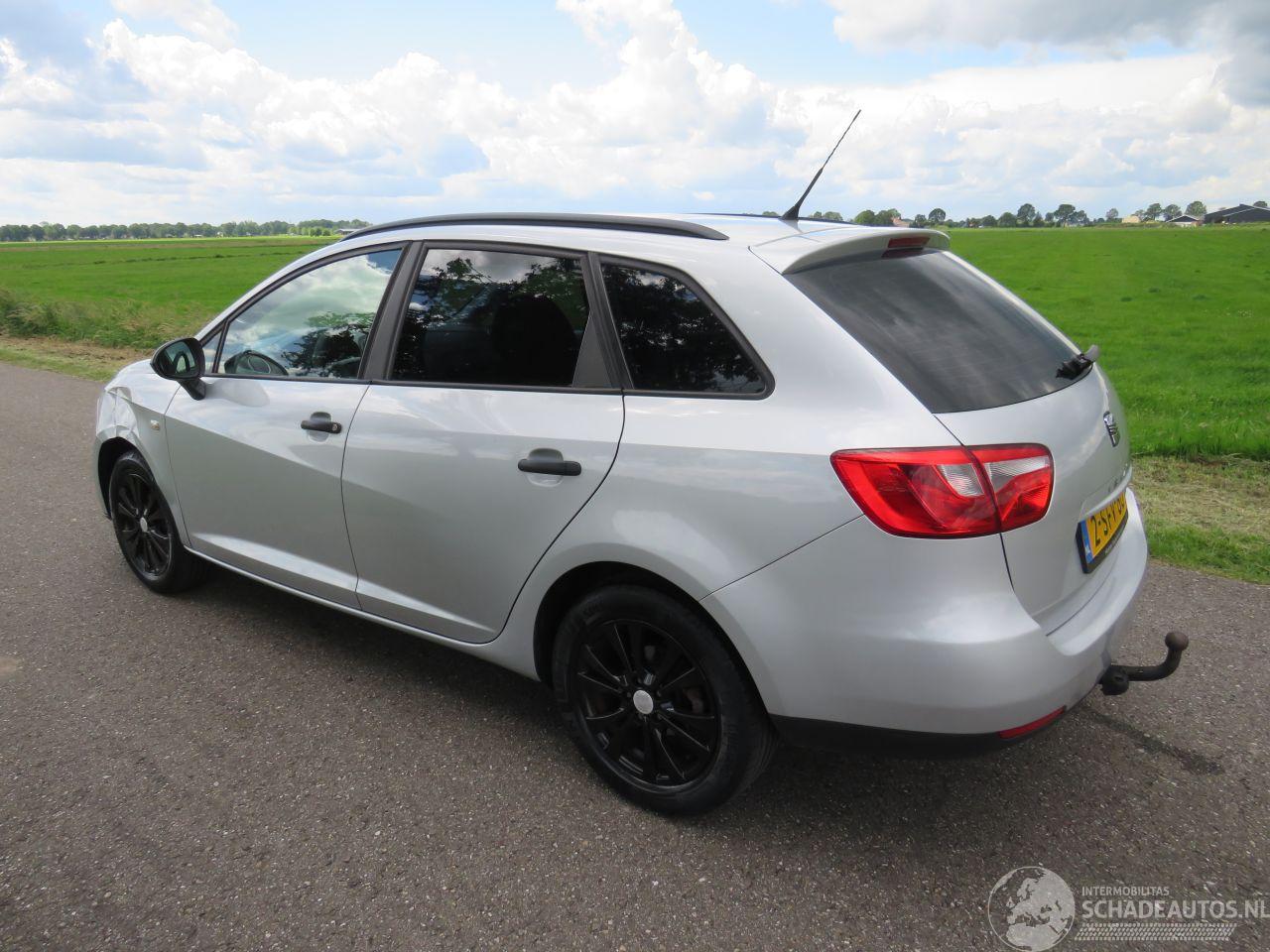 Seat Ibiza ST 1.4 COPA  10-2011 Airco Navigatie  spatscherm schade