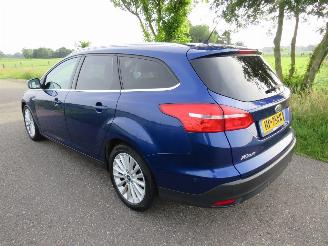 Ford Focus 1.0 92 Kw  125 pk Titanium Edition Navigatie  Schadevrij  Top Staat  2015-12 top picture 5