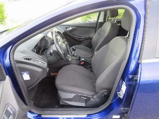 Ford Focus 1.0 92 Kw  125 pk Titanium Edition Navigatie  Schadevrij  Top Staat  2015-12 top picture 10