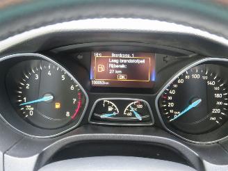 Ford Focus 1.0 92 Kw  125 pk Titanium Edition Navigatie  Schadevrij  Top Staat  2015-12 top picture 14