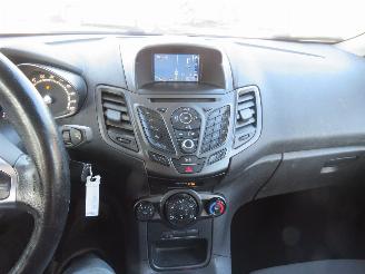 Ford Fiesta 1.0 65pk Euro 6 Style 5drs Airco Navigatie 2015 picture 4