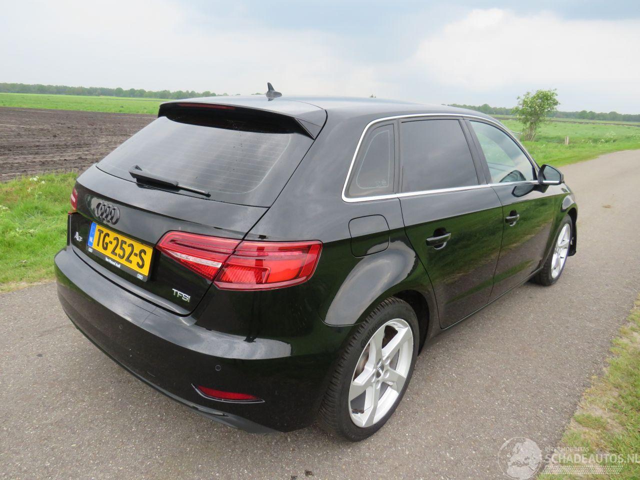 Audi A3 SPORTBACK  104.000km nap 1.0 TFSI 116pk 5drs Navigatie Airco Clima  2018