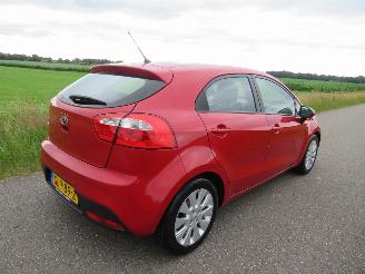 Kia Rio 1.2 CVV T 86pk euro 6 Comfort Pack  140.000km  Airco Navigatie  5drs schadevrij topstaat picture 21