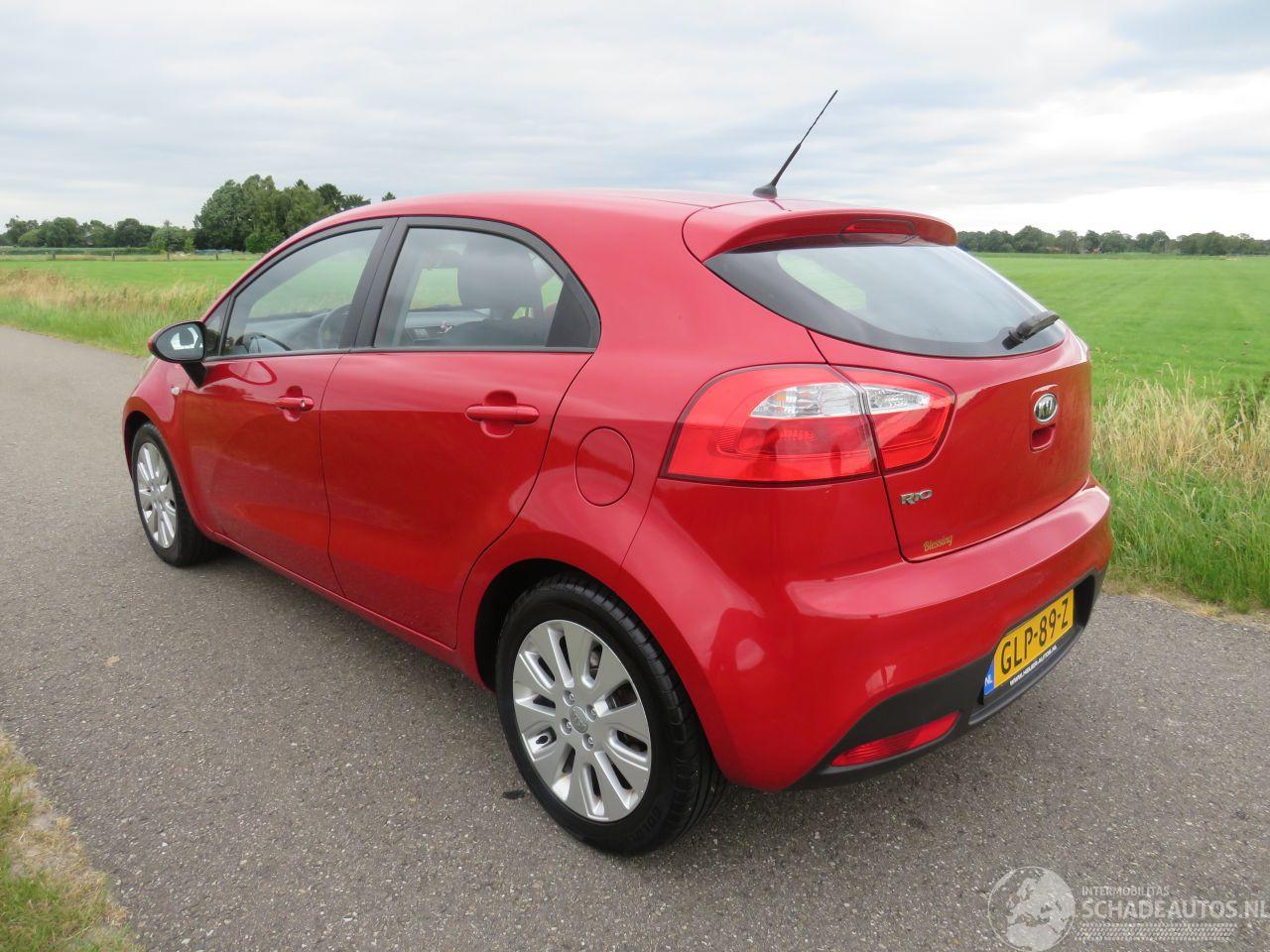 Kia Rio 1.2 CVV T 86pk euro 6 Comfort Pack  140.000km  Airco Navigatie  5drs schadevrij topstaat
