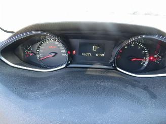 Peugeot 308 1.2 110pk Pure Tech Style 116.000km Navigatie Camera airco Clima   splinter nieuwe d riem picture 4