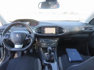 Peugeot 308 1.2 110pk Pure Tech Style 116.000km Navigatie Camera airco Clima   splinter nieuwe d riem picture 3