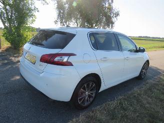 Peugeot 308 1.2 110pk Pure Tech Style 116.000km Navigatie Camera airco Clima   splinter nieuwe d riem picture 23