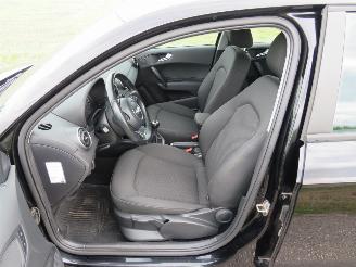 Audi A1 Sportback 1.2 Tfsi 122pk 5drs Airco 170.000km nap Navigatie Clima Stoelverwarming  2014 picture 22