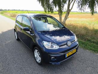 Volkswagen Up! 1.0 High UP  89.000KM 5drs Nap Camera Navigatie  Airco  stormschade  2015 picture 17