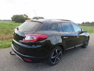 Renault Mégane 1.5 DCi GT Line 125pk Parkeerschade Instappen en rijden picture 2