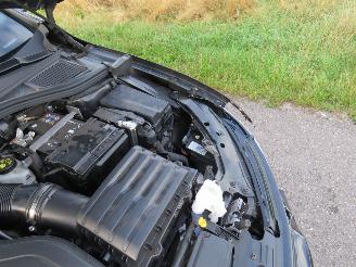 Volkswagen Golf 1.5 E TSi R Line Aut  11.000km Nap 150pk Elektrische /Benzine 50.000 nieuwprijs picture 21