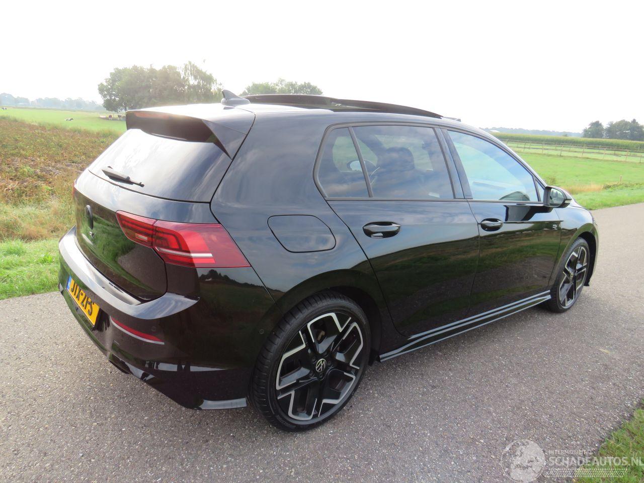 Volkswagen Golf 1.5 E TSi R Line Aut  11.000km Nap 150pk Elektrische /Benzine 50.000 nieuwprijs