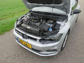 Volkswagen Polo 1.0 TSi 5Drs 72.000km nap Higline  Camera Navigatie stoelverwarming clima 2020 picture 16