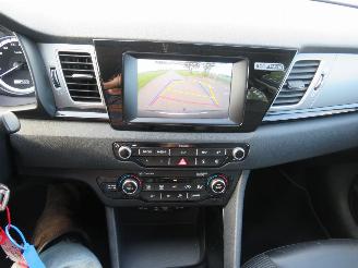 Kia Niro 1.6 GDI Aut  102.000km nap  Hybride Elektrisch  Furst Edition benzine Camera Navigatie  Leer picture 29