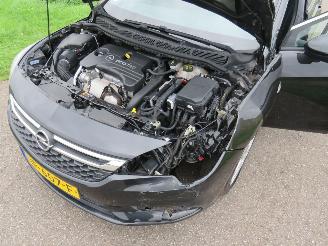 Opel Astra SPORTS TOURER+ 1.0 105pk BUSINESS 170.000km nap Camera navigatie 2016 picture 8