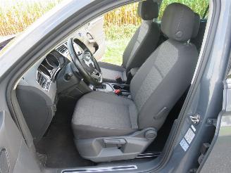 Volkswagen Tiguan 2.0 TDi 150pk  Automaat  117.000km Nap Life Business 2021  Topstaat picture 7