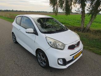Schadeauto Kia Picanto 1.2 Cvvt Comfort Pack Airco 2012 Bumper Schade 2012/1