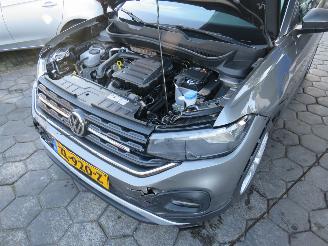 Volkswagen T-Cross 1.0 TSi Life 95pk Euro 6 Camera Navigatie clima sportstoelen  enz enz picture 4