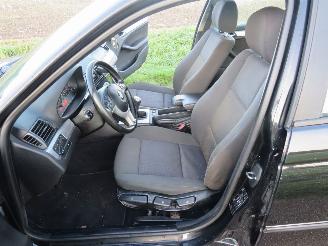 BMW 3-serie 318 D 116 pk  2002 Navigatie Airco  Sedan picture 6