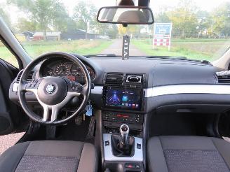 BMW 3-serie 318 D 116 pk  2002 Navigatie Airco  Sedan picture 9
