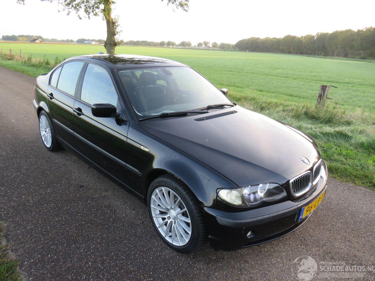 BMW 3-serie 318 D 116 pk  2002 Navigatie Airco  Sedan