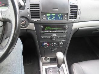 Chevrolet Epica 2.5  156pk Executive  6 Cilnder Automaat   Sedan Leer Splinter nieuwe Apk picture 16