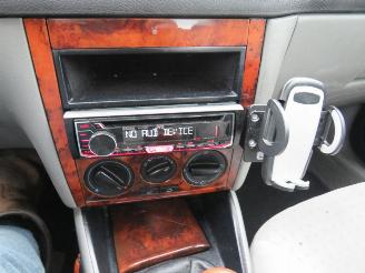 Volkswagen Bora 2.3 V5 Highline Sedan 213000 Airco  Topstaat picture 28