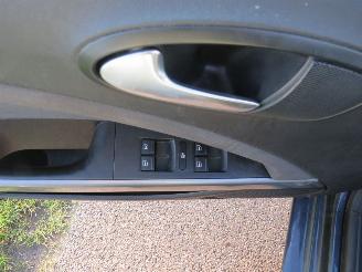 Seat Leon 1.2 TSi  105pk  Bisinesline Highline  2010 topstaat   5drsEuro 6 picture 17