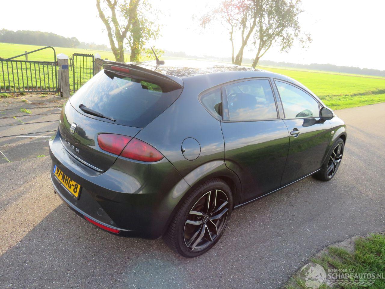 Seat Leon 1.2 TSi 105pk Bisinesline Highline 2010 topstaat 5drsEuro 6