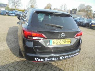 Opel Astra Astra Sports Tourer 1.0 Business+ picture 2