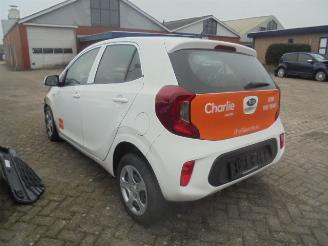 Kia Picanto 1.0 benzine picture 9