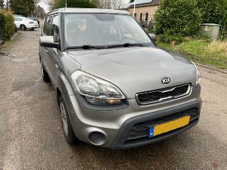 uszkodzony samochody osobowe Kia Soul 1.6X 93KW 2012/2